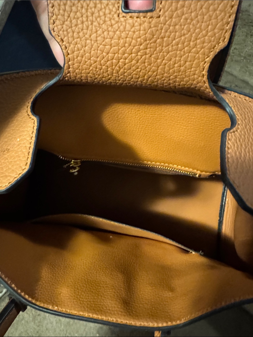 Classic Structured Women’s Satchel Handbag in Tan - Picture 2 of 2